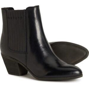 NWT Frye Sandra Chelsea Black Leather Block Heel Western Ankle Boot Size 8